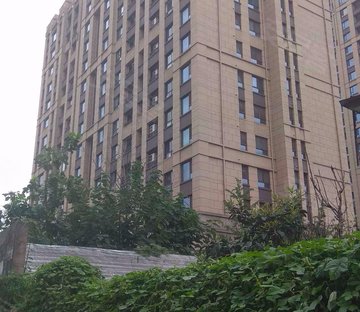 法拍急售 金鼎湾今朝天下 南北通透 装修好 有电梯 临地铁