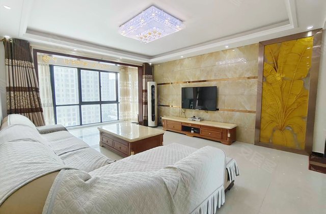 家福园4室2厅148.78㎡92万二手房图片