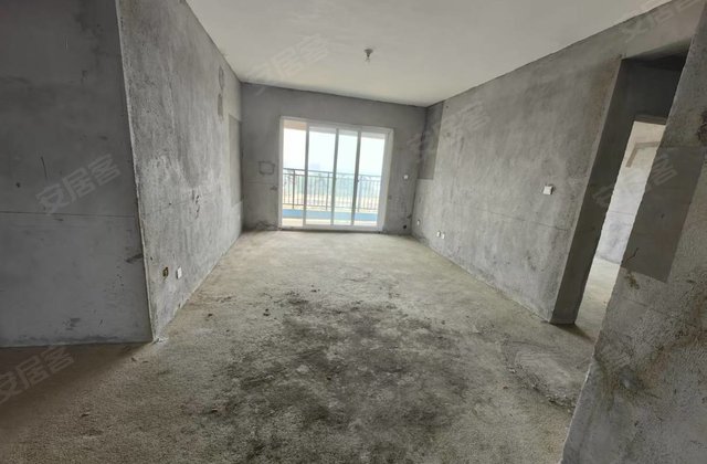 栖凤府3室2厅112㎡40万二手房图片