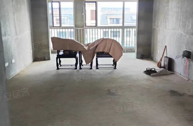 玉兰苑3室2厅153㎡152万二手房图片