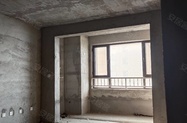 上海嘉园一期B区3室2厅120㎡79万二手房图片