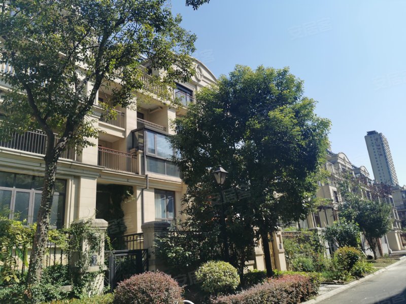 绿地香奈(别墅)