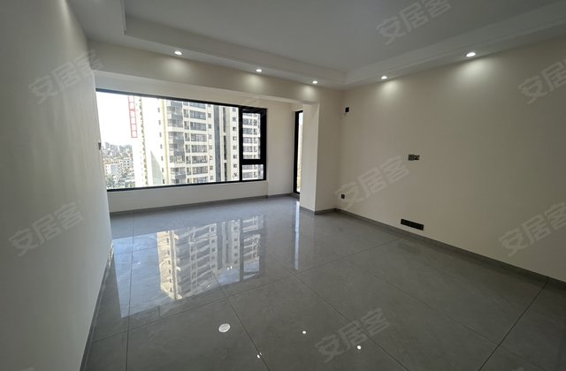 世茂云轩学府里4室2厅124㎡79万二手房图片