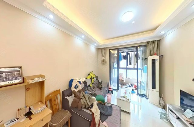 保利香槟国际3室2厅97.68㎡178万二手房图片