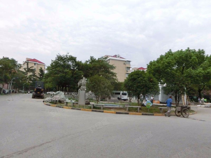 平吉二村莲花新城 