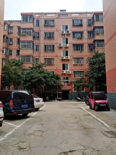 财苑小区