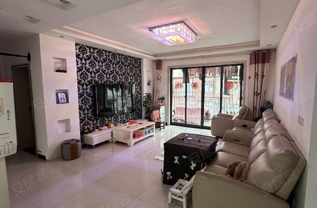 天馨苑3室2厅128㎡28.5万二手房图片