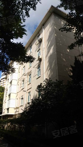 康平路100弄小区