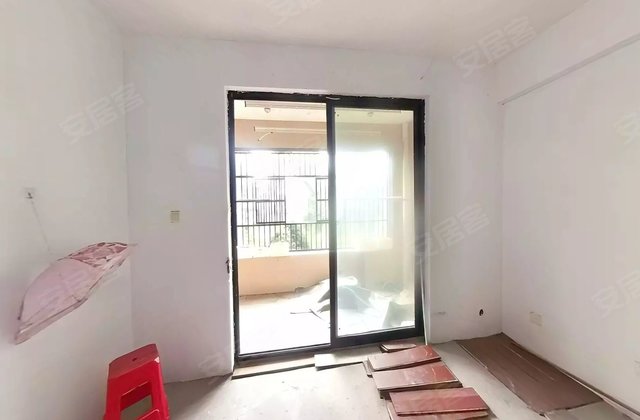 状元壹号3室2厅104.8㎡66万二手房图片