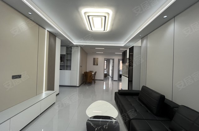 日新小区3室2厅104.4㎡26.8万二手房图片