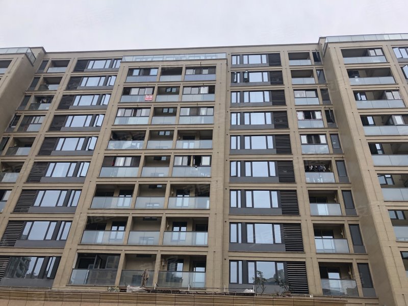 华宇两江御临府(一期)