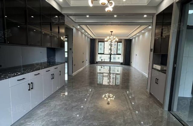 学府新天地3室2厅138㎡108万二手房图片