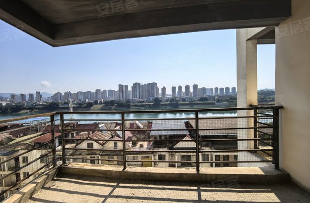 恒升水岸花园3室2厅131.79㎡56万二手房图片