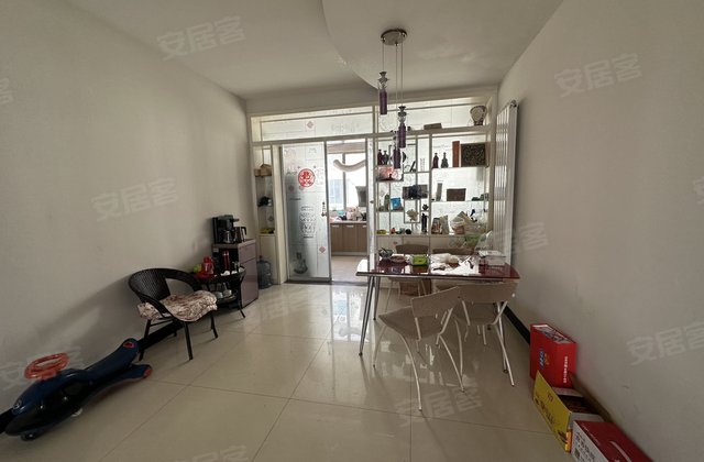 喜洋洋小区3室2厅133㎡66万二手房图片