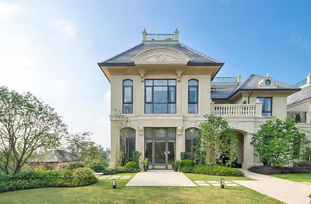 卓越东部蔚蓝海岸别墅