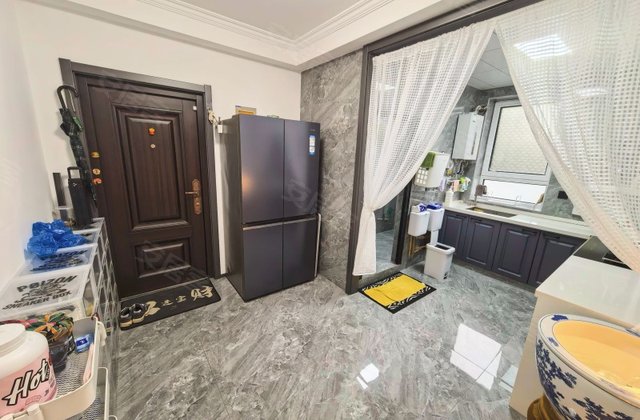 健康里小区2室1厅58㎡39万二手房图片