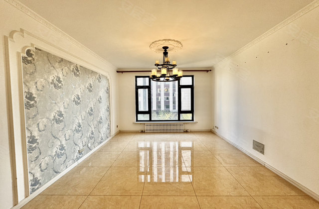 首府3室2厅140㎡88万二手房图片