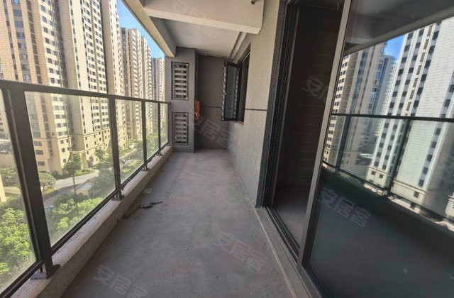 江锦花园(一区)3室2厅110㎡150万二手房图片