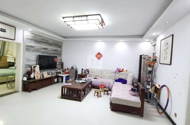 中华家园3室2厅135.3㎡47万二手房图片
