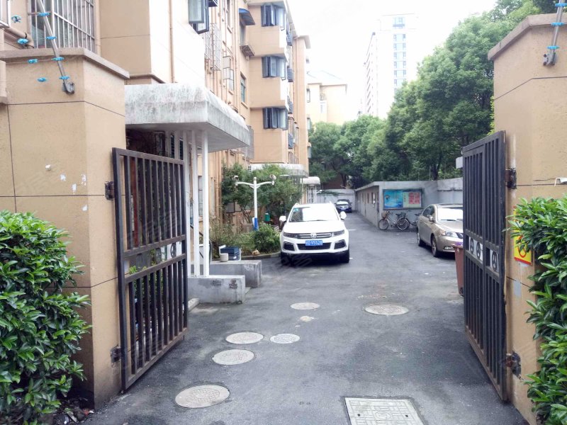 玉兰路71弄小区 