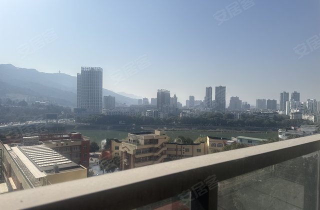 昊达瀚文府3室2厅130㎡105万二手房图片