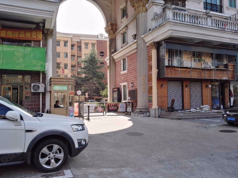 日月新殿(东区) 