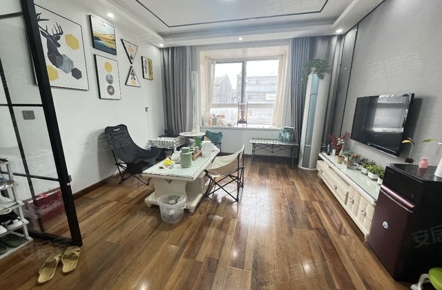 港基文华园(西区)3室2厅100㎡49万二手房图片