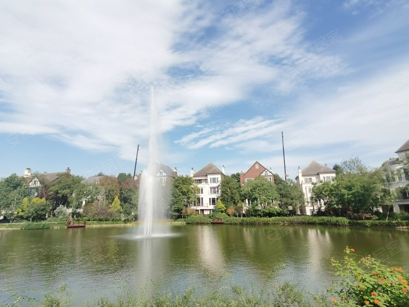 牧马山蔚蓝卡地亚