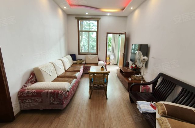 市委大院3室2厅154㎡43.8万二手房图片