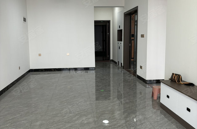 中华文苑3室2厅100㎡56.8万二手房图片