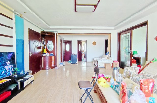 白马山铁路新村(19-20,24-26号)3室2厅135.72㎡80万二手房图片