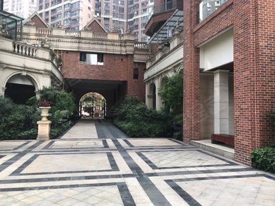 中德英伦联邦a区