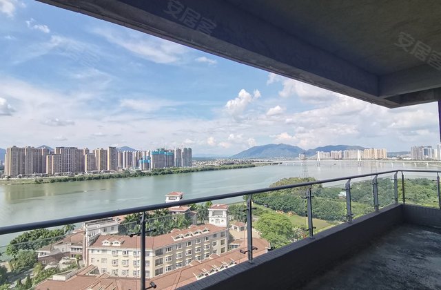 懿峰雅居4室2厅246.9㎡389万二手房图片