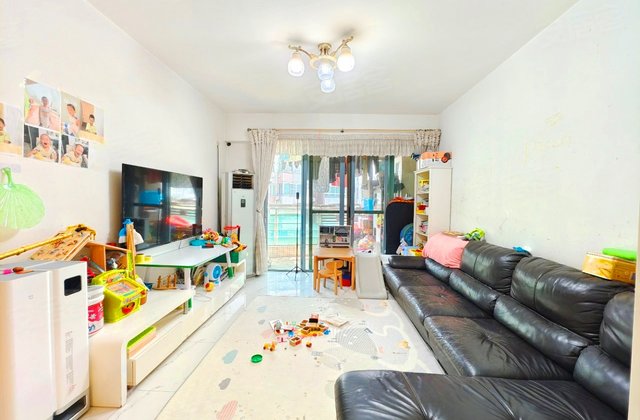 理想蓝堡国际花园3室2厅105.93㎡680万二手房图片