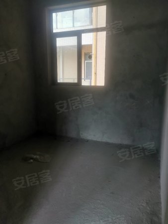 置诚大厦3室2厅2卫100㎡南北53.8万