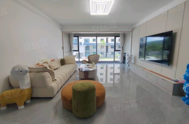 清岳坊小区4室2厅147㎡110万二手房图片