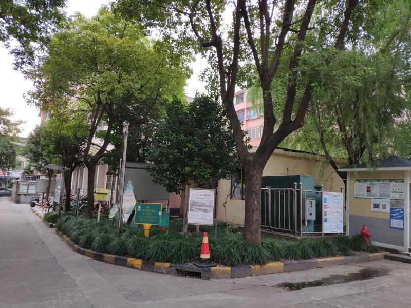 解放街275-336号小区 