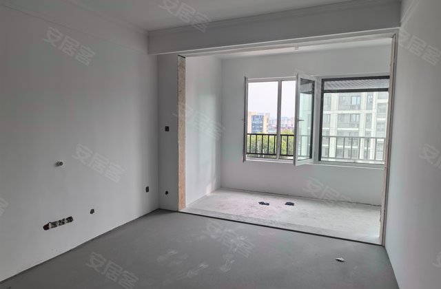 原山珺花园3室2厅93㎡81万二手房图片