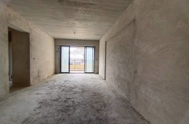 学府一号4室2厅128㎡66万二手房图片