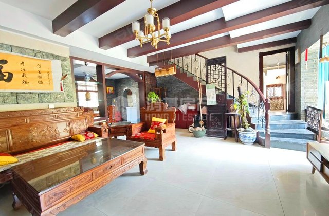 现代庄园(别墅)4室2厅179.18㎡200万二手房图片