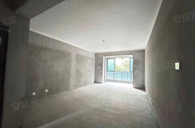 拱辰花园3室2厅136㎡59万二手房图片