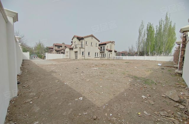 御汤山熙园4室2厅343㎡1600万二手房图片