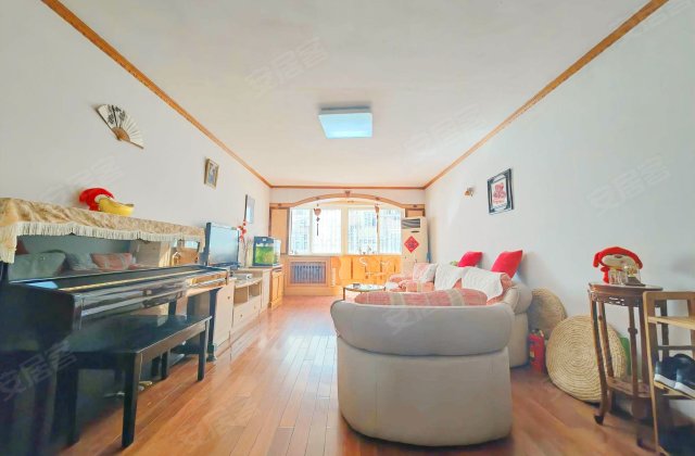 东方花园新村2室2厅95.99㎡266万二手房图片