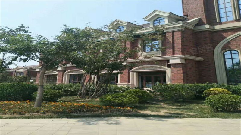 国兴团泊湖墅(别墅)