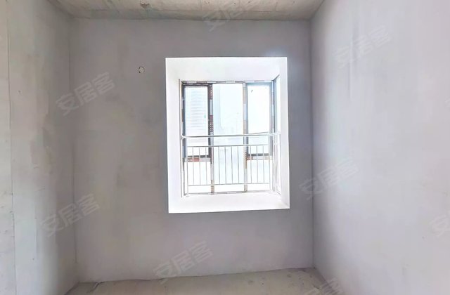 嘉信悦郡4室2厅130㎡49万二手房图片