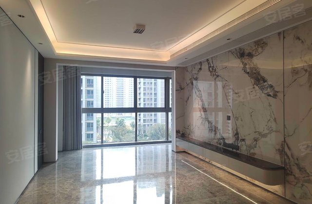 荣安林语湖院4室2厅117㎡96万二手房图片