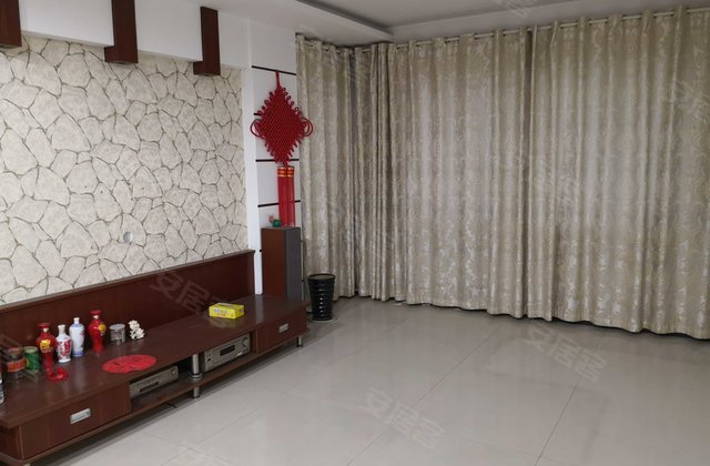 国际花城凤鸣苑5室2厅141.3㎡152万二手房图片