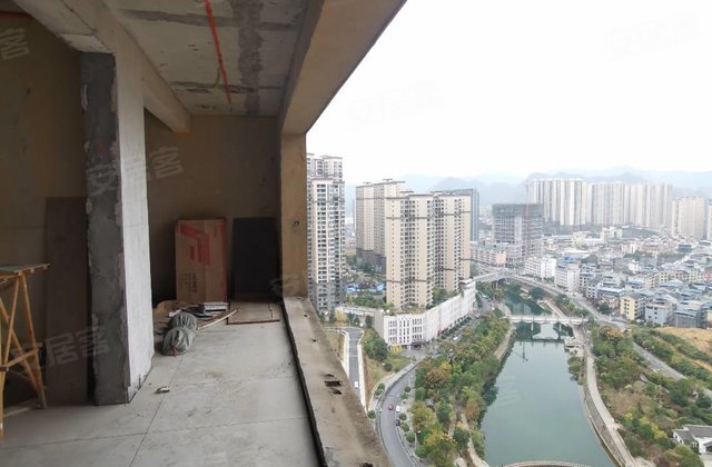 溶江小区4室2厅140㎡88.8万二手房图片