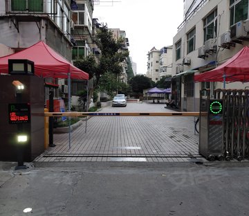 六安路84号小区
