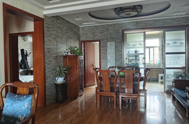 世纪花园A区(崆峒区)3室2厅158㎡109万二手房图片